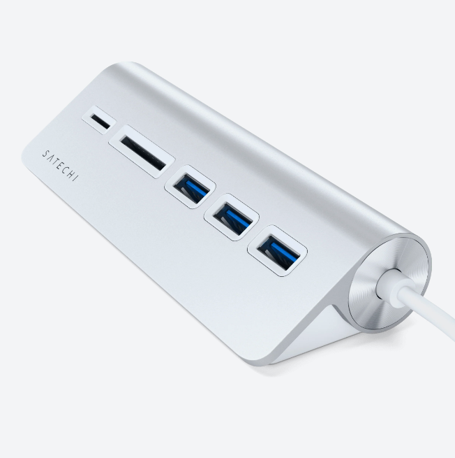 Satechi Aluminum USB-C Hub with Card Reader