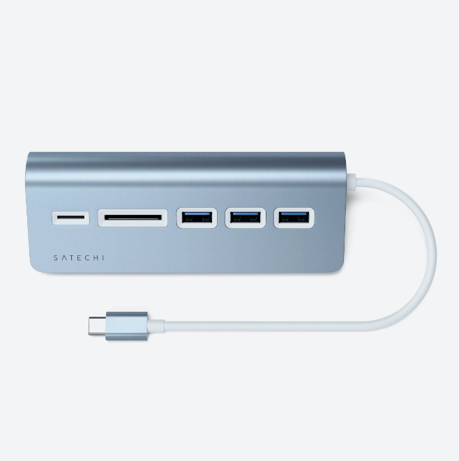 Satechi Aluminum USB-C Hub with Card Reader